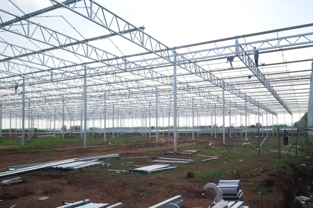how to install greenhouse truss and pillar